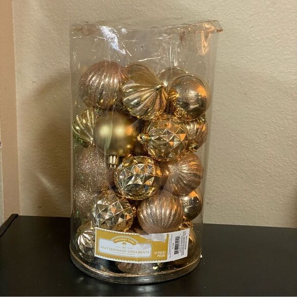 Gold Plastic Shatterproof textured Christmas Ornaments - Picture 1 of 2